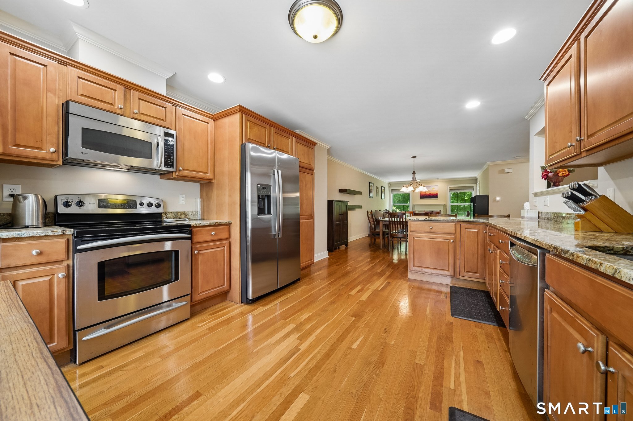 32 Crows Nest Lane Danbury CT 06810