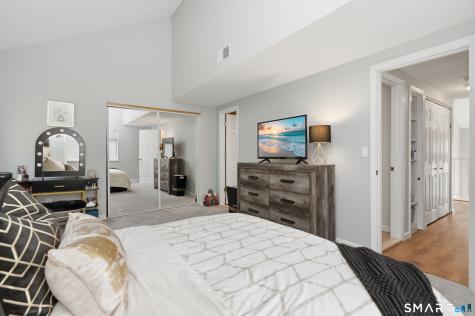 27 Sunridge Lane Cromwell CT 06416