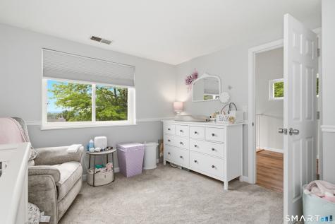 27 Sunridge Lane Cromwell CT 06416