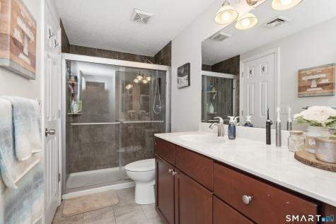27 Sunridge Lane Cromwell CT 06416