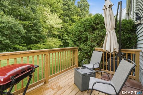 27 Sunridge Lane Cromwell CT 06416