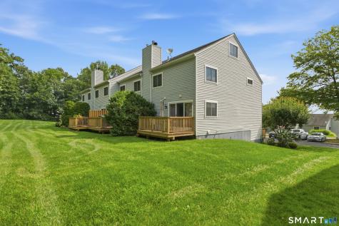 27 Sunridge Lane Cromwell CT 06416