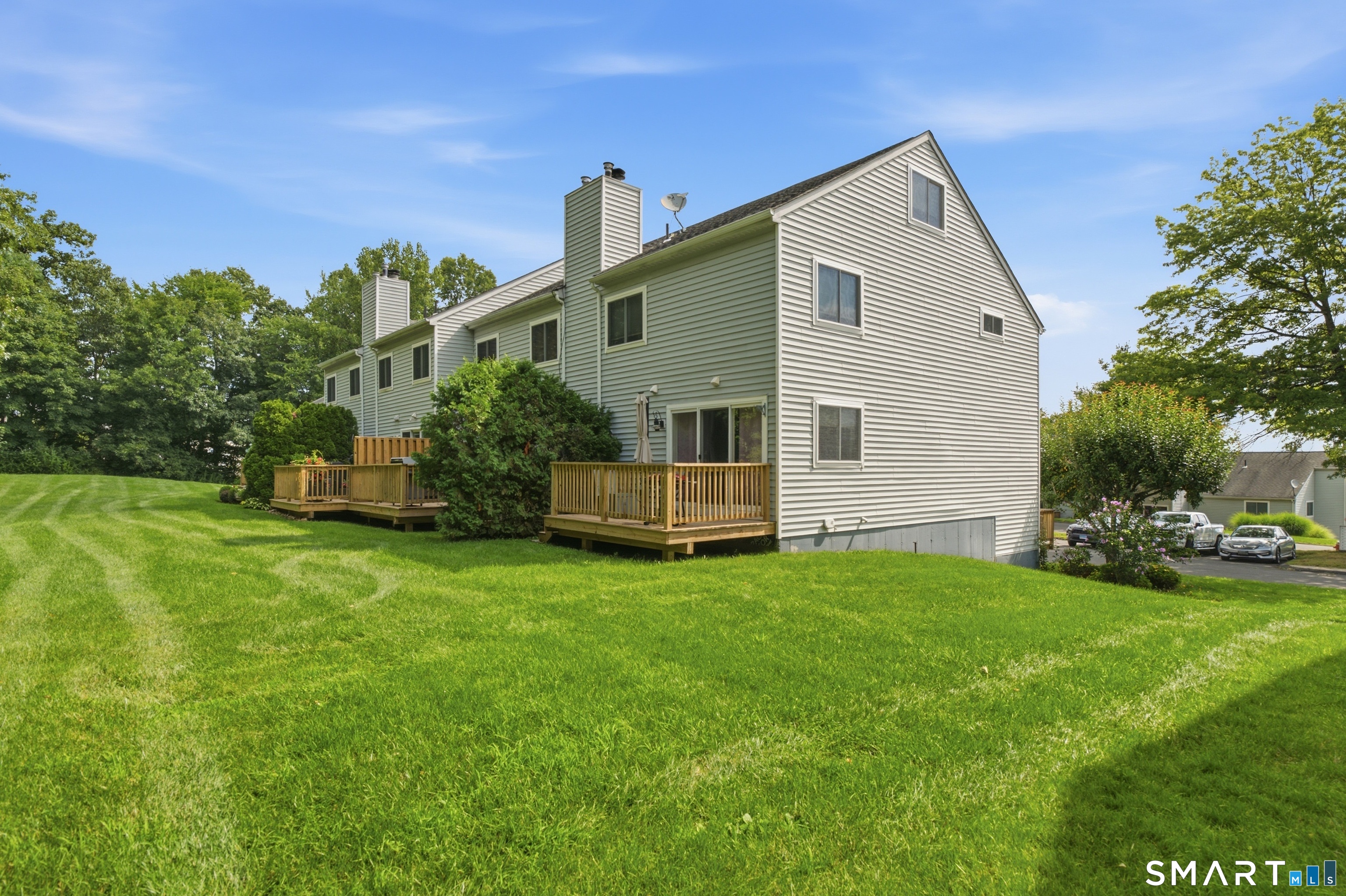 27 Sunridge Lane Cromwell CT 06416