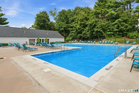 27 Sunridge Lane Cromwell CT 06416