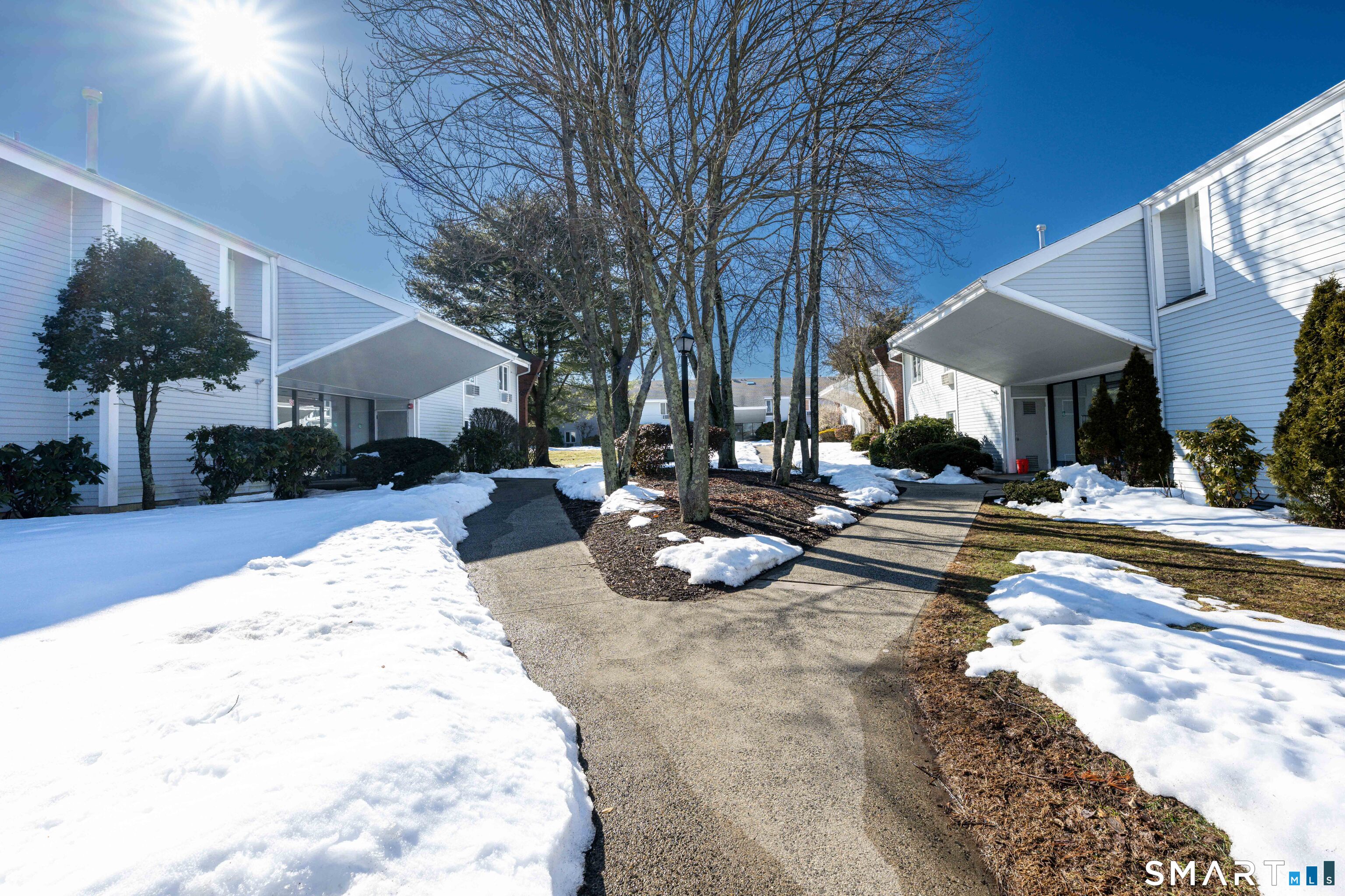 Branford CT, 121 Florence Road, Unit 2B