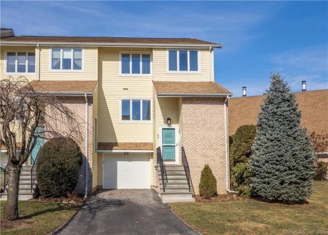 61 Seaview Avenue Stamford CT 06902