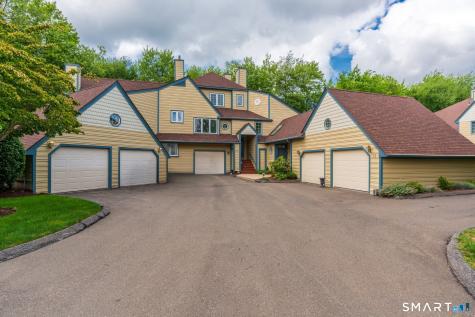 13 L Hermitage Drive Shelton CT 06484