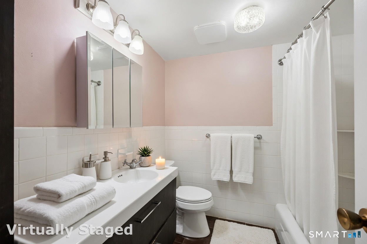 153 Knapps Highway Fairfield CT 06825