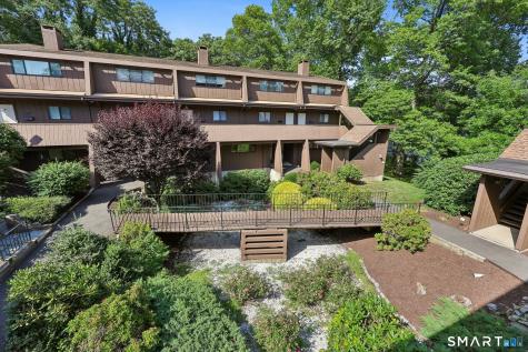 153 Knapps Highway Fairfield CT 06825