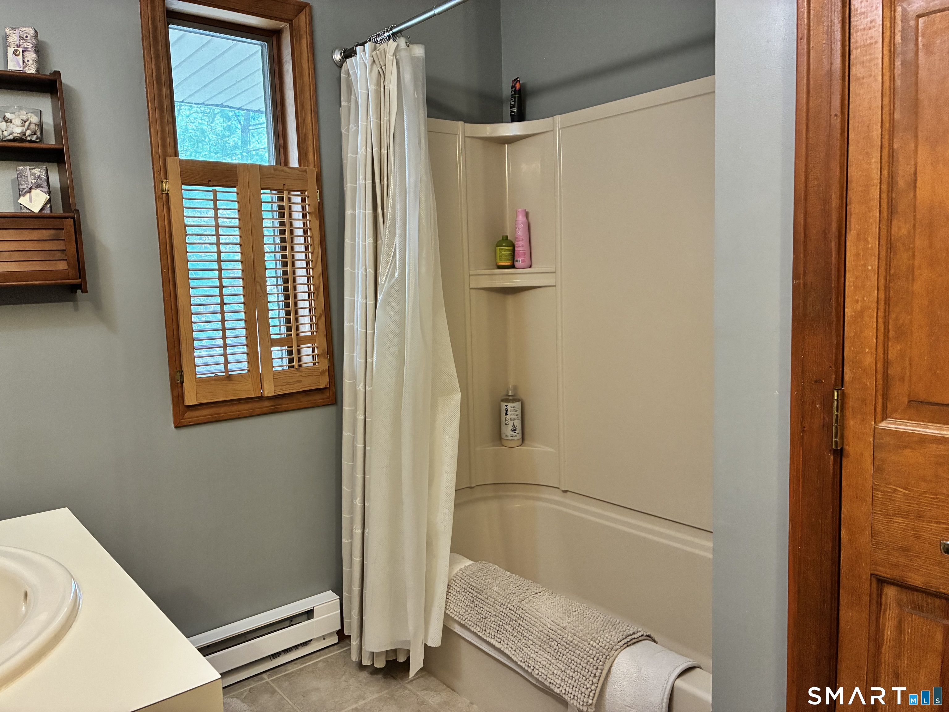 3 Westside Drive Thompson CT 06255