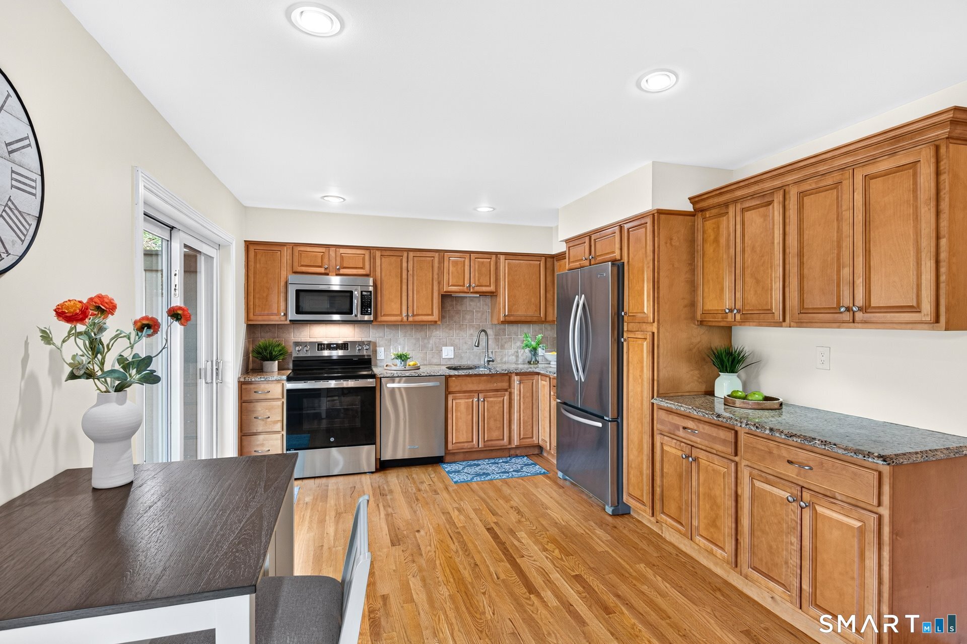3 Redwood Lane Avon CT 06001