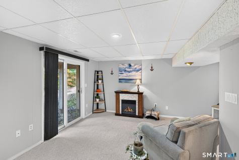 3 Redwood Lane Avon CT 06001