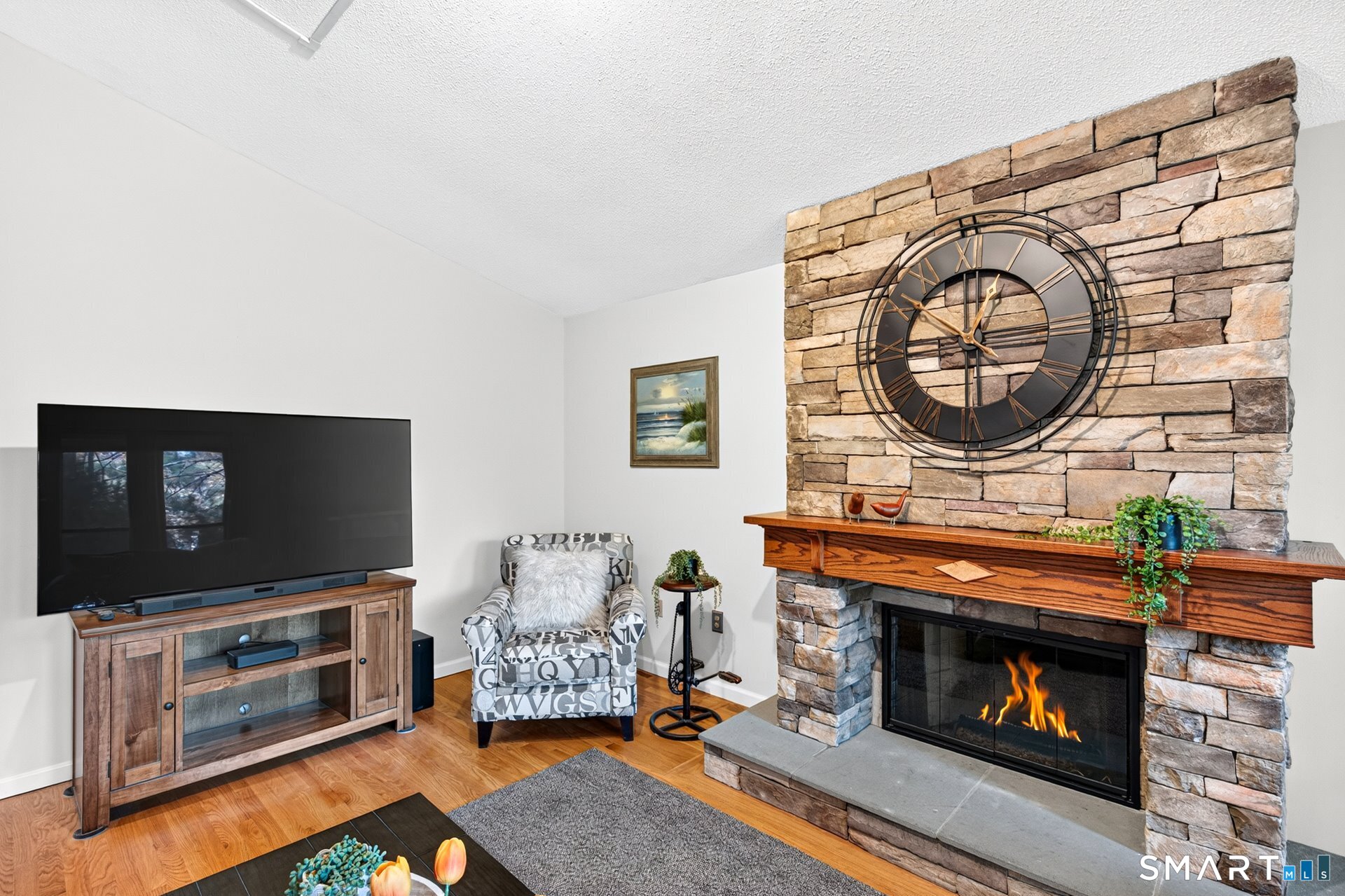 3 Redwood Lane Avon CT 06001