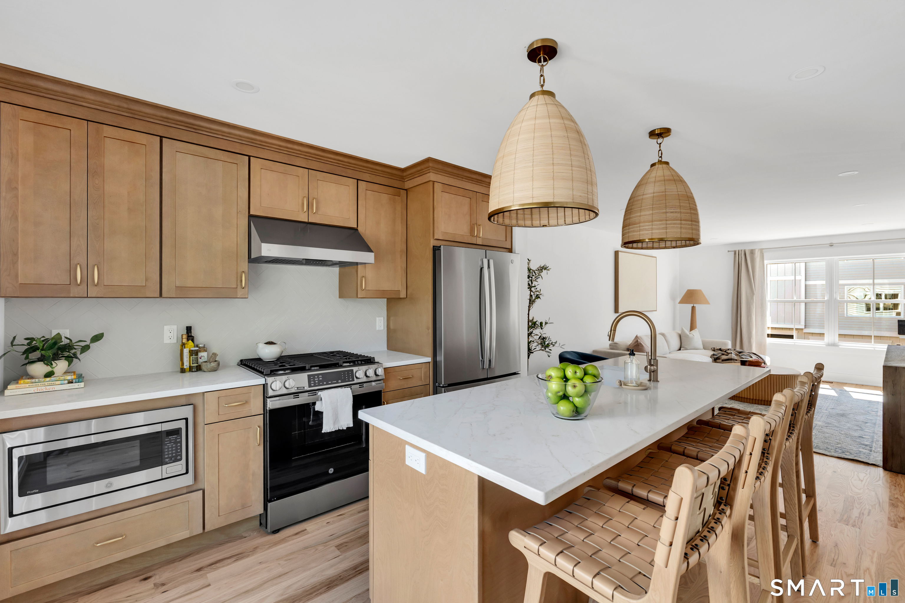843 North Street Milford CT 06041