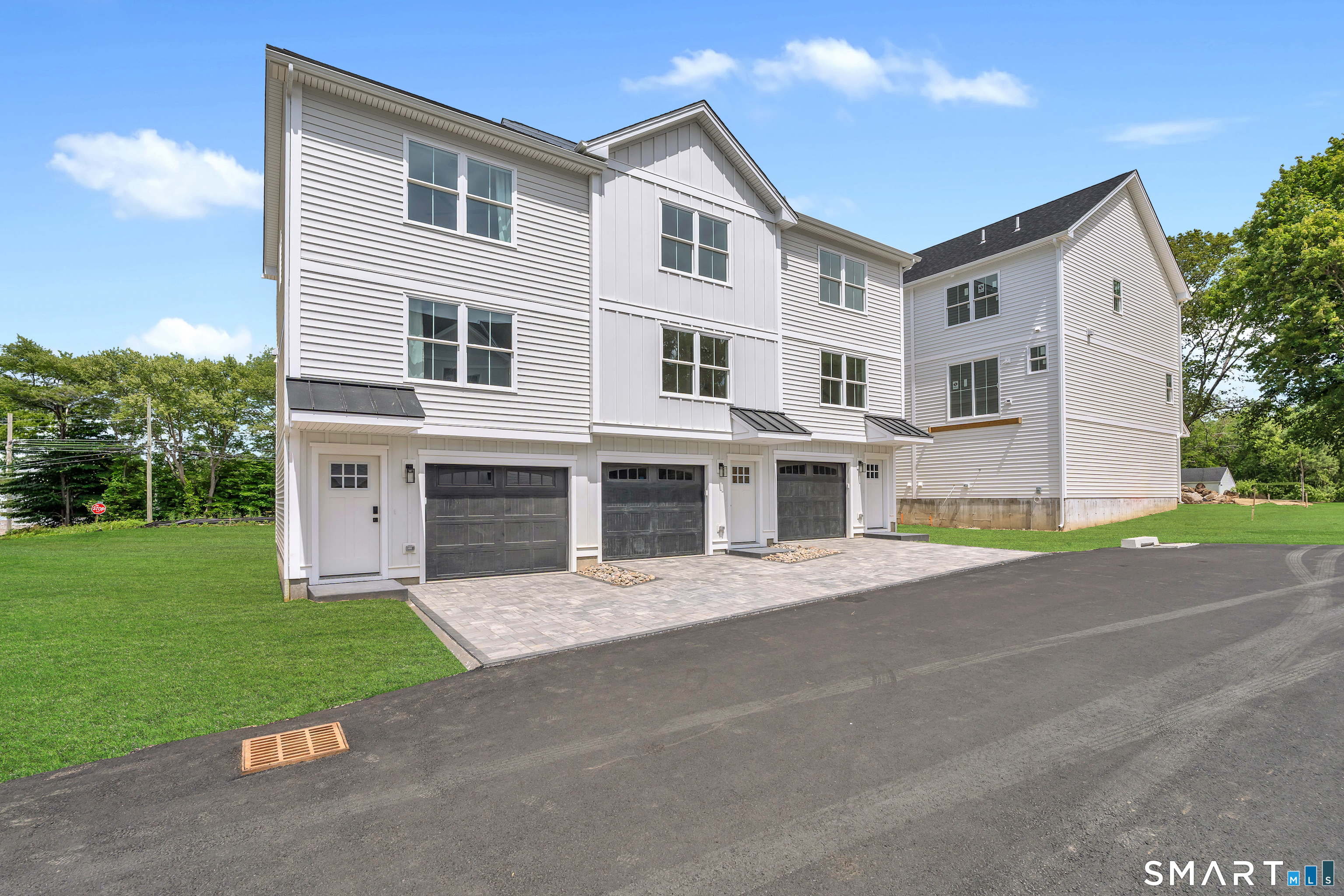 843 North Street Milford CT 06041