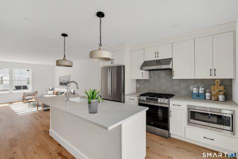 843 North Street Milford CT 06041