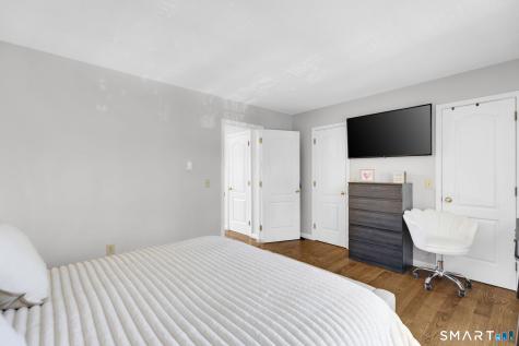 33 Glen Ridge Court New Milford CT 06776