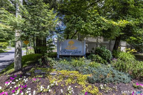 33 Glen Ridge Court New Milford CT 06776