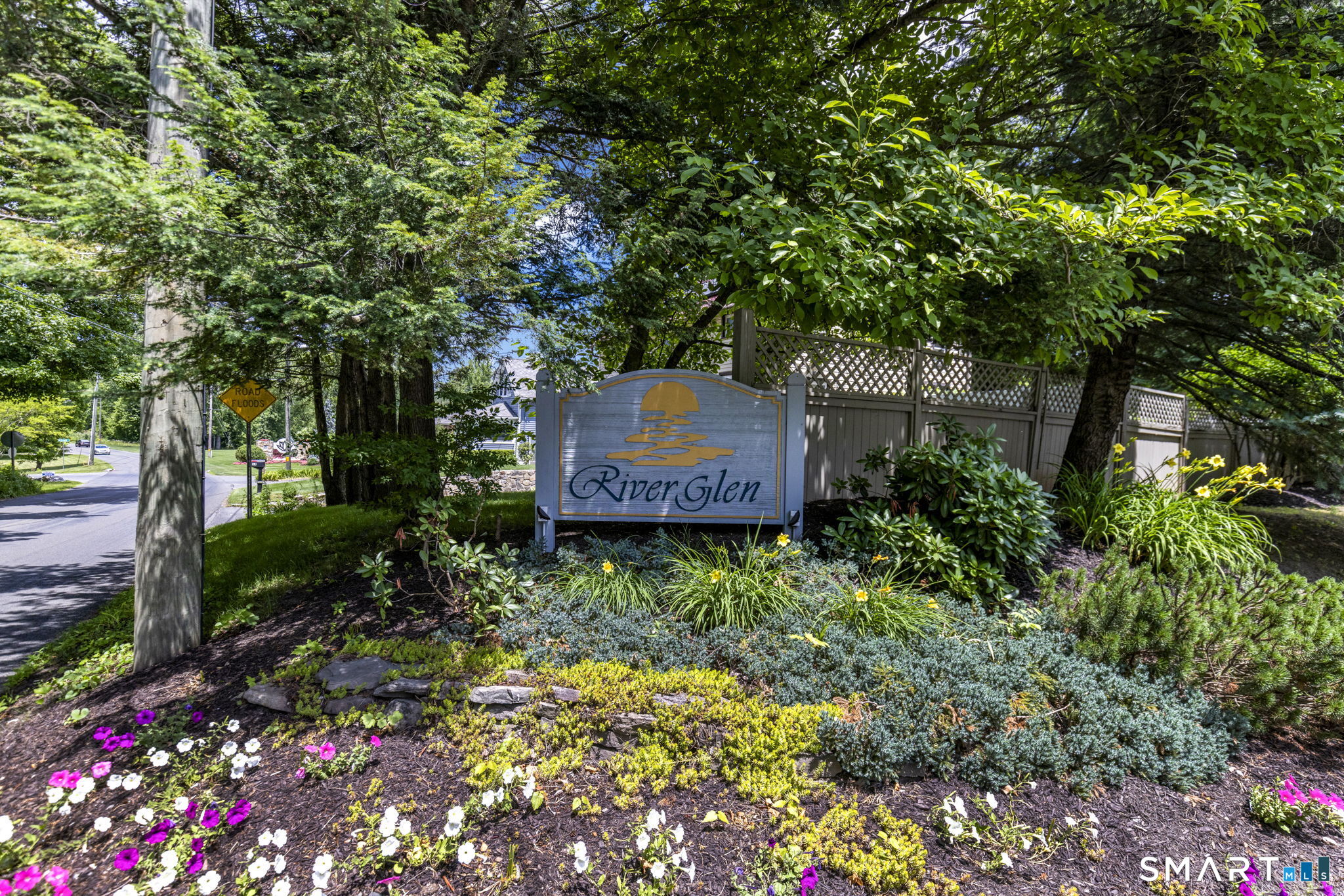 33 Glen Ridge Court New Milford CT 06776