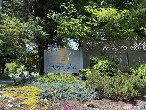 33 Glen Ridge Court New Milford CT 06776