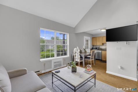33 Glen Ridge Court New Milford CT 06776