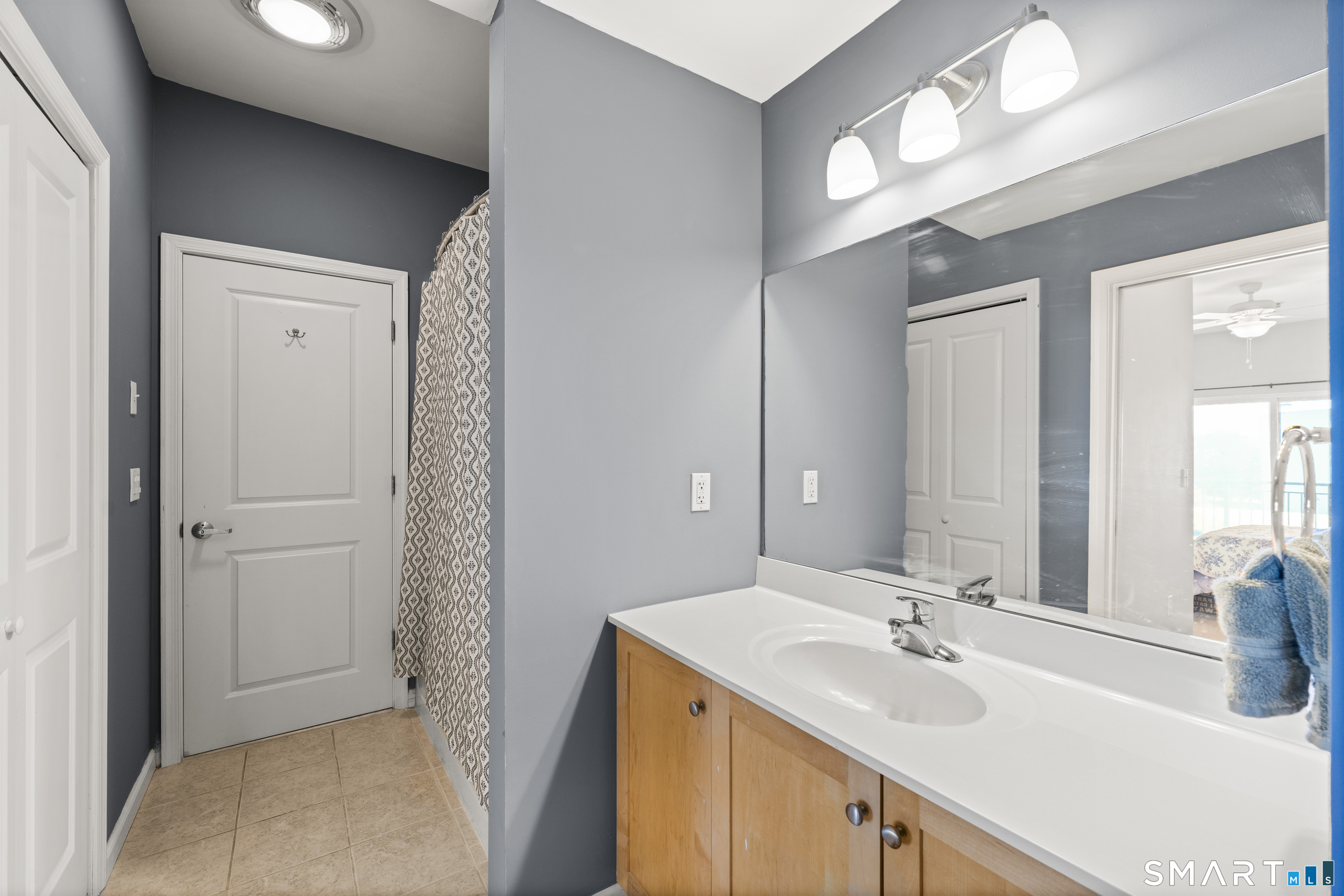 400 Bank Street New London CT 06320
