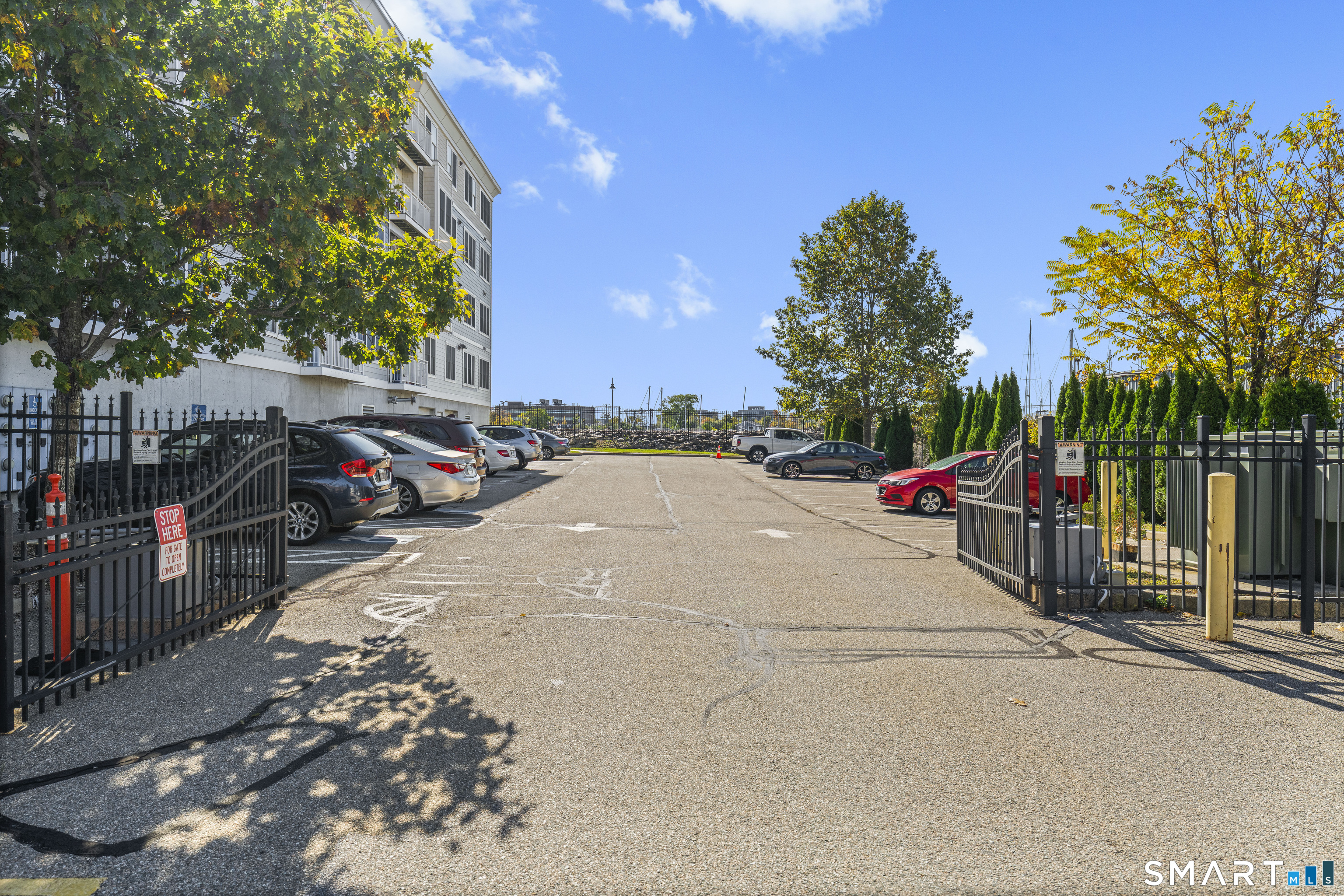 400 Bank Street New London CT 06320