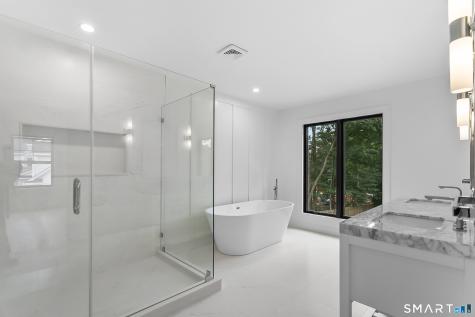 95 Oronoque Hills Road Stratford CT 06614