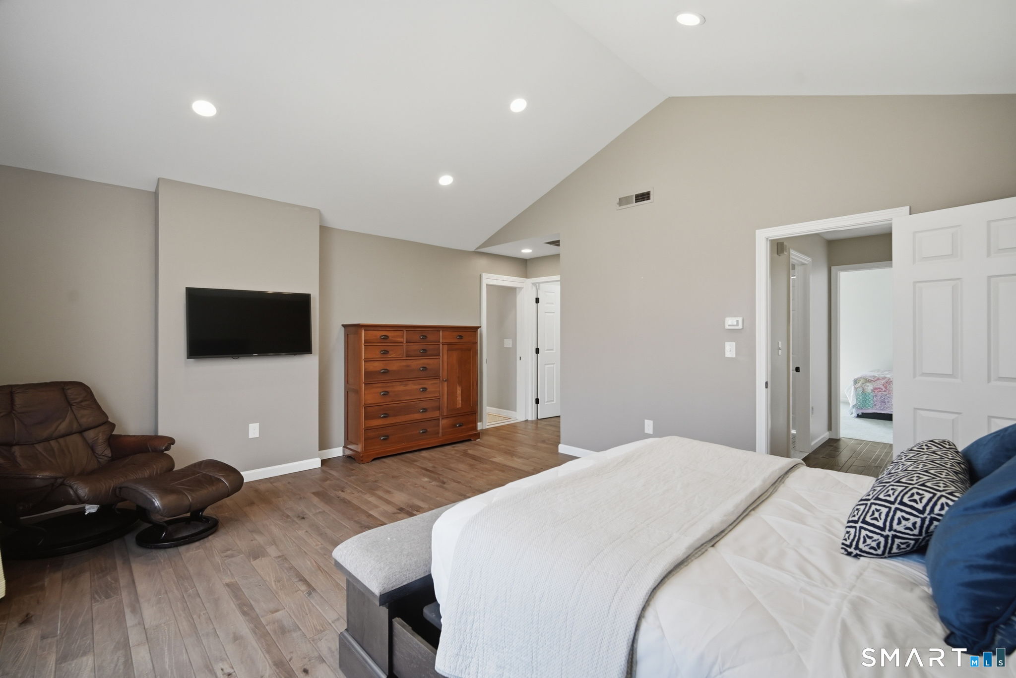 63 Dartmoor Enfield CT 06082