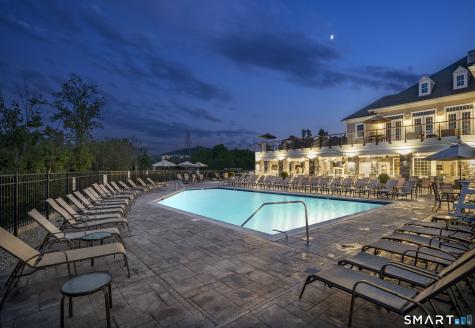 16 Walden Court Danbury CT 06810