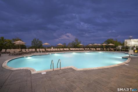 16 Walden Court Danbury CT 06810