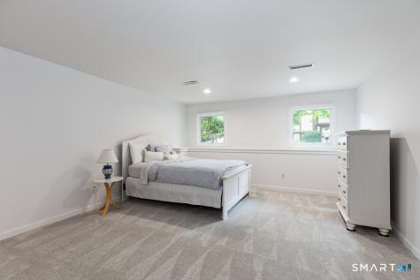 690 Forest Road West Haven CT 06516