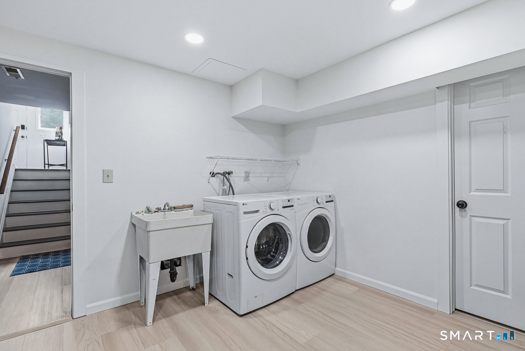 690 Forest Road West Haven CT 06516