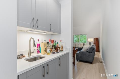 690 Forest Road West Haven CT 06516