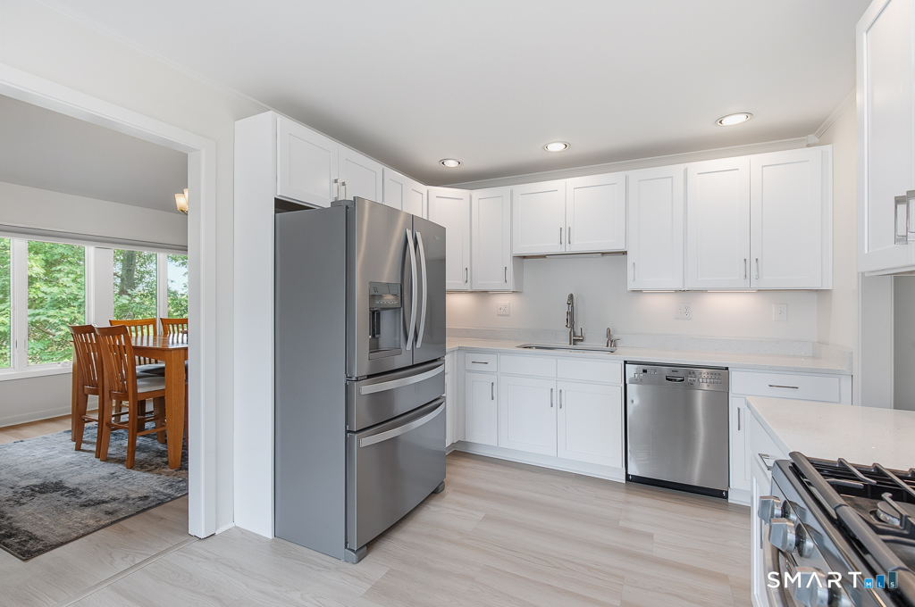 690 Forest Road West Haven CT 06516