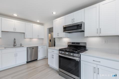 690 Forest Road West Haven CT 06516