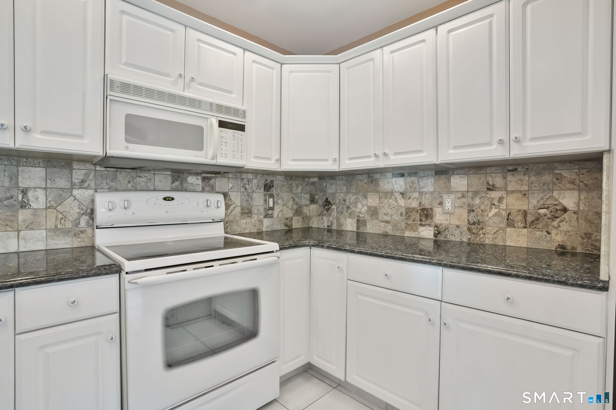 447 Fisher Court Shelton CT 06484