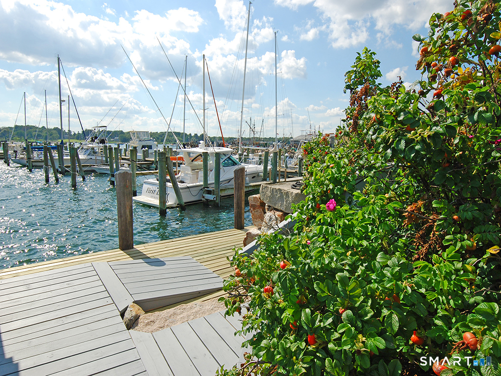 4 Northwest Street Stonington CT 06378