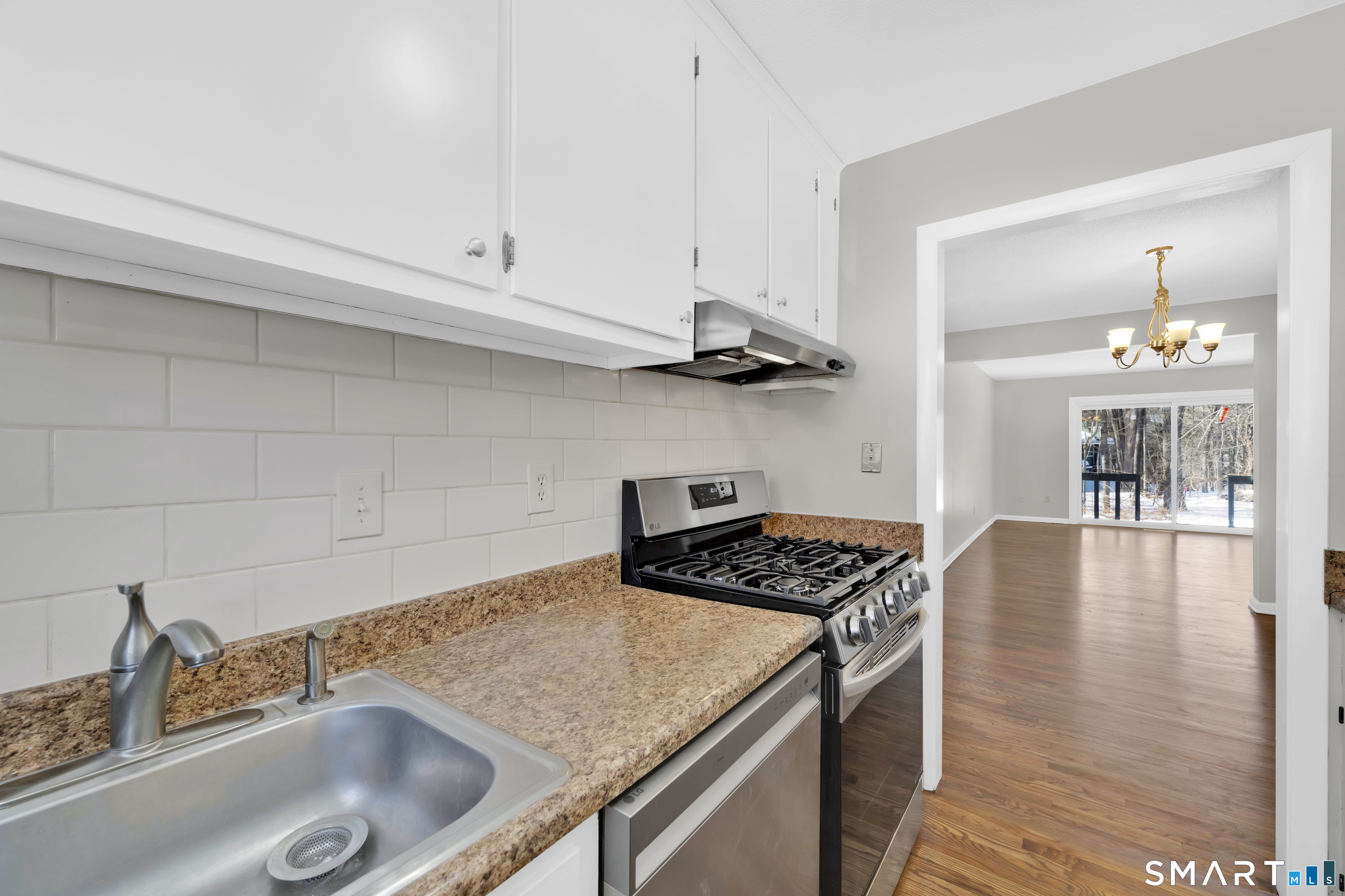 706 Timber Lane Canton CT 06019