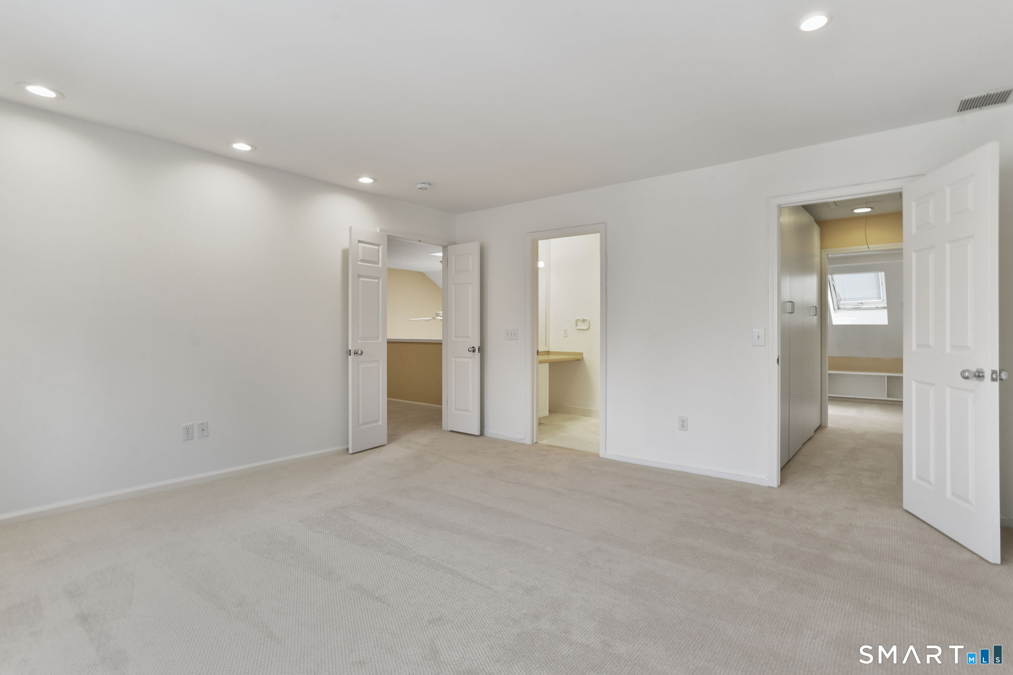 203 Lansdowne Westport CT 06880