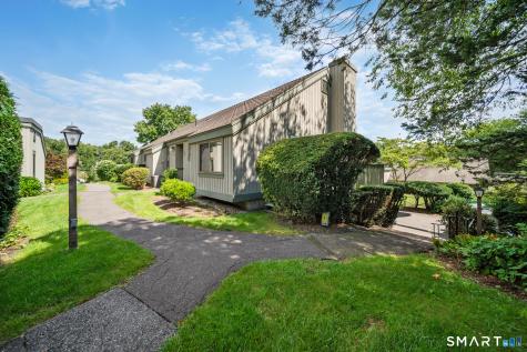28 Heritage Circle Southbury CT 06488