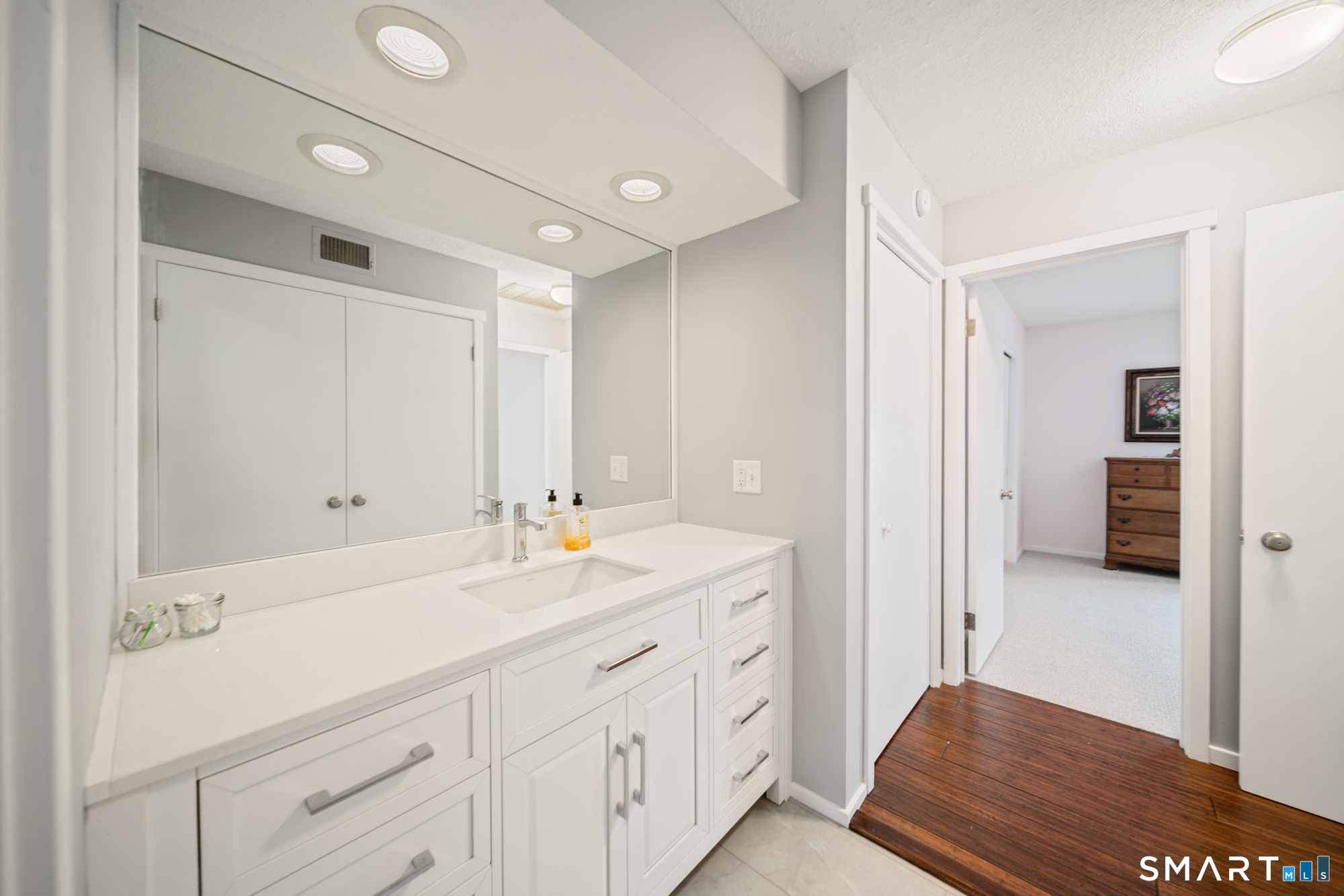 28 Heritage Circle Southbury CT 06488