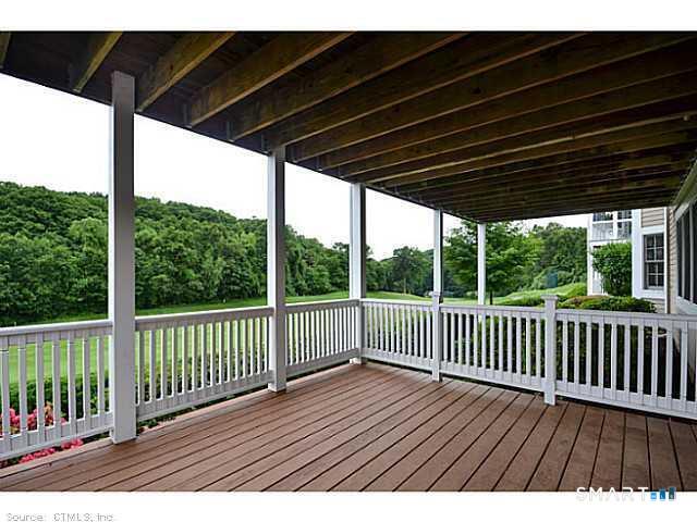7 Lord Brook Cromwell CT 06416
