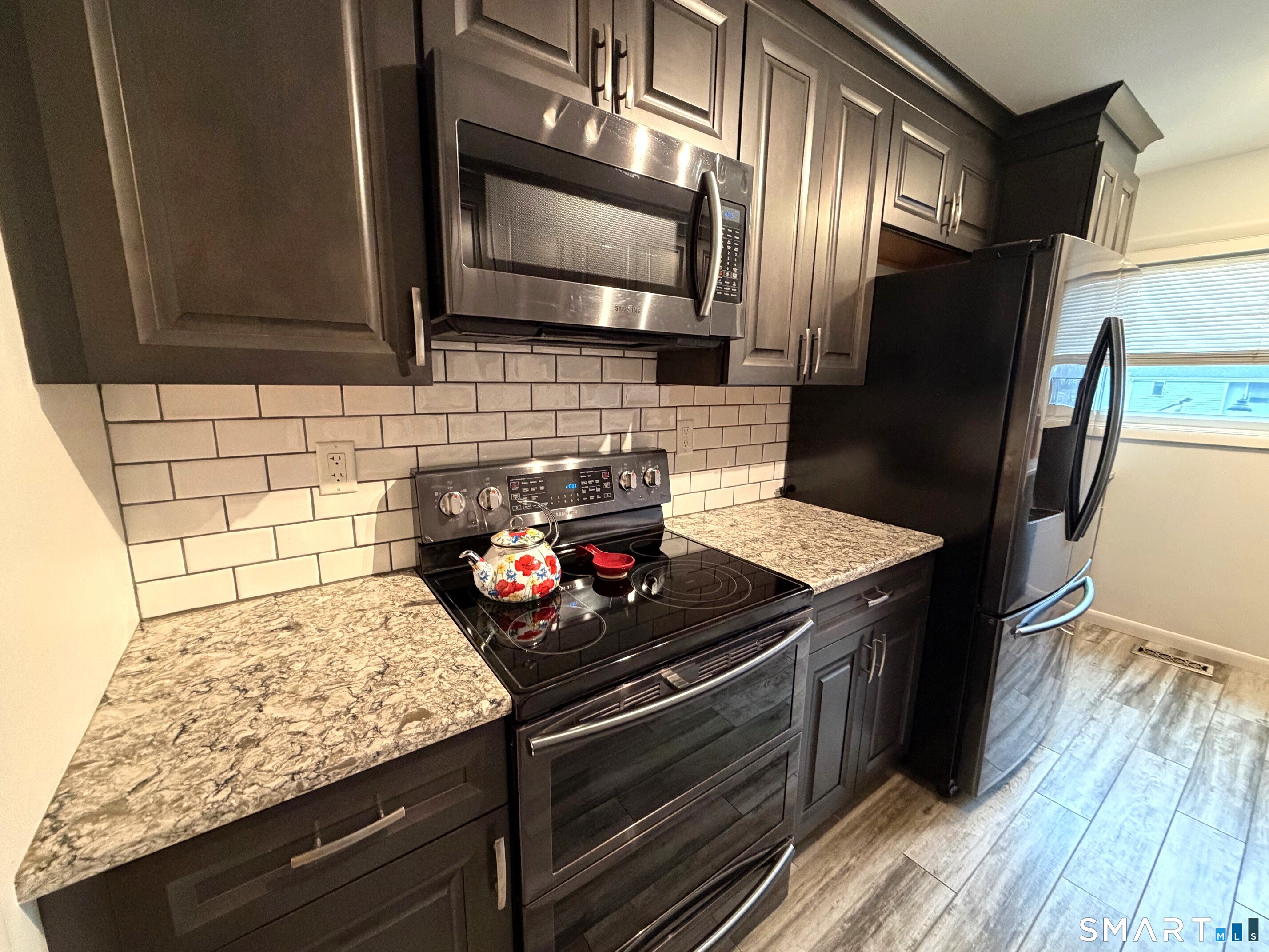 161 Pheasant Lane Branford CT 06405