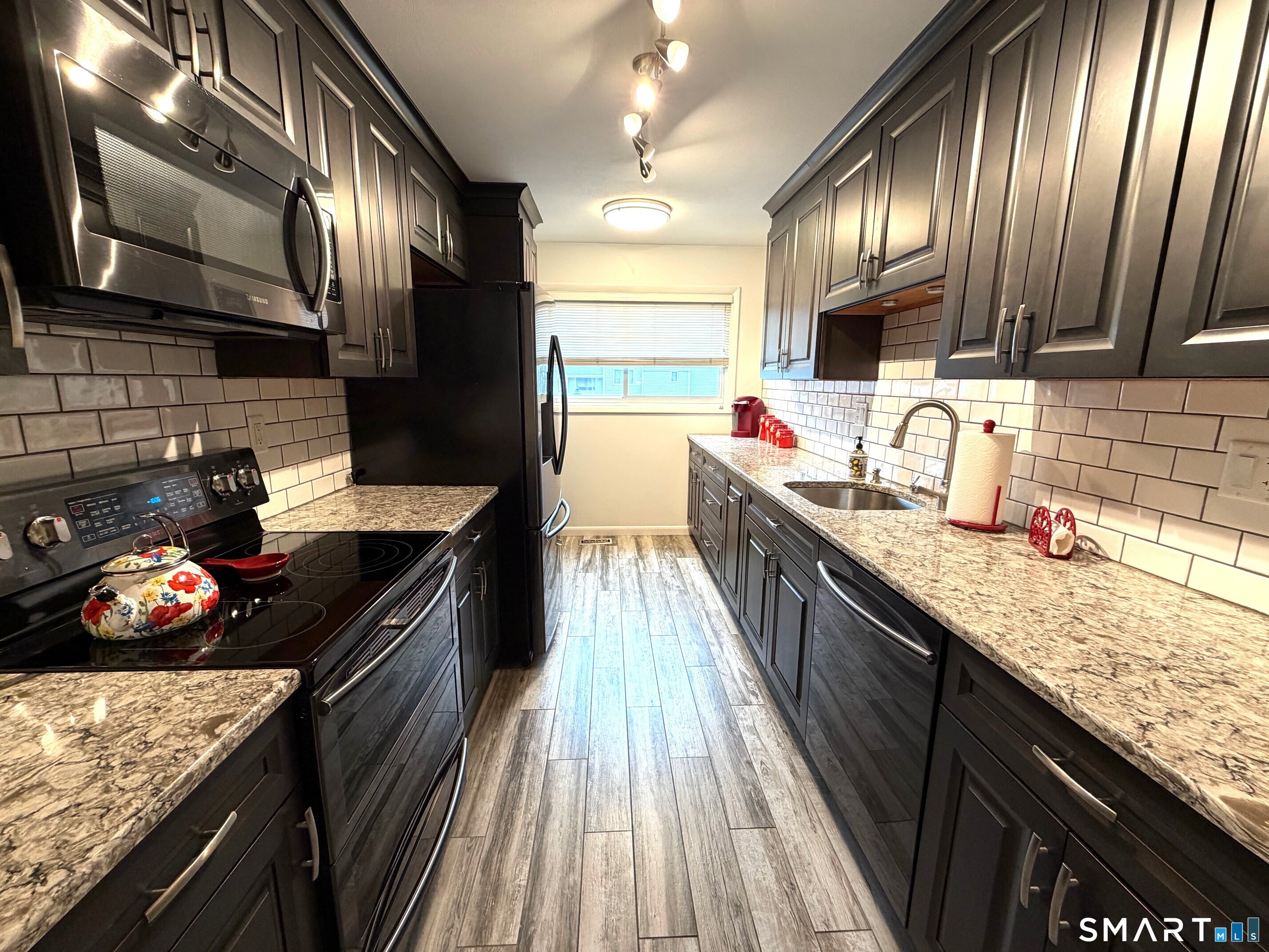 161 Pheasant Lane Branford CT 06405