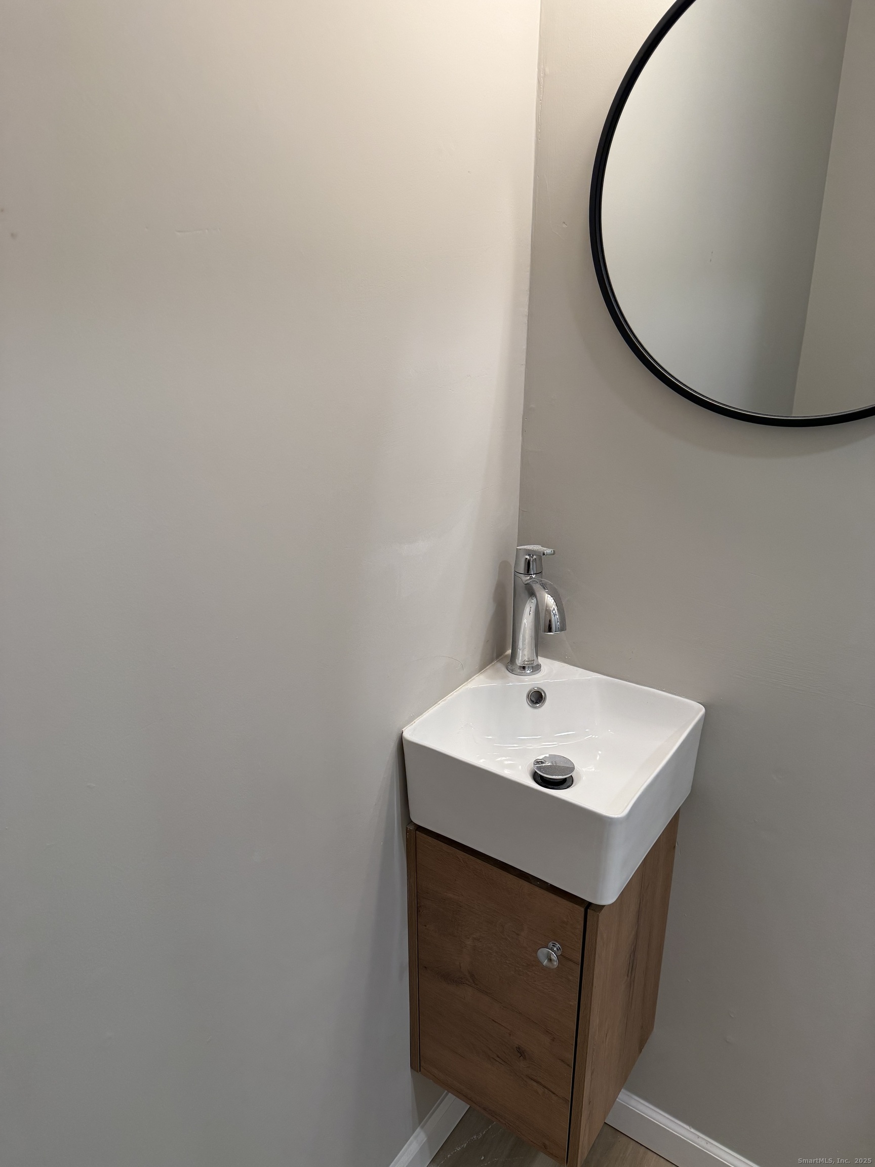 240 Centerbrook Road Hamden CT 06518