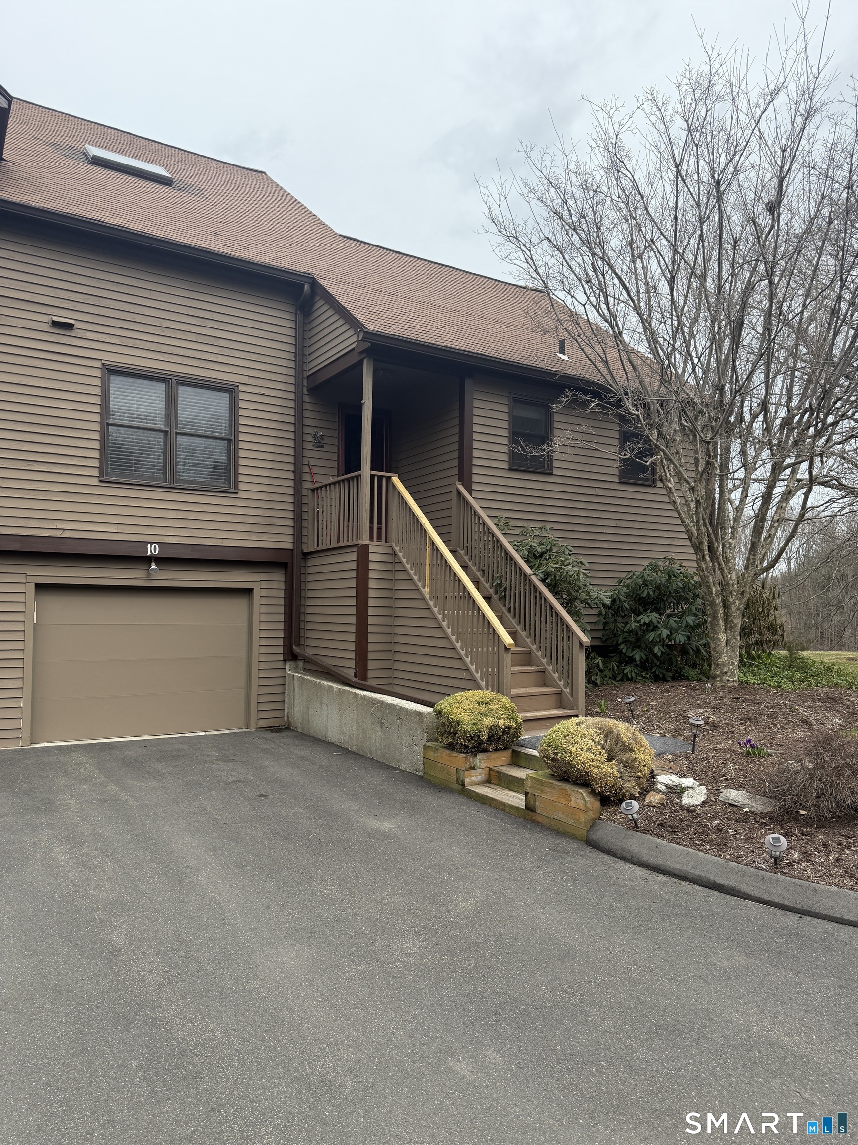 10 Echowoods Circle Monroe CT 06468