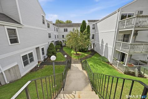 55 Mill Plain Road Danbury CT 06811