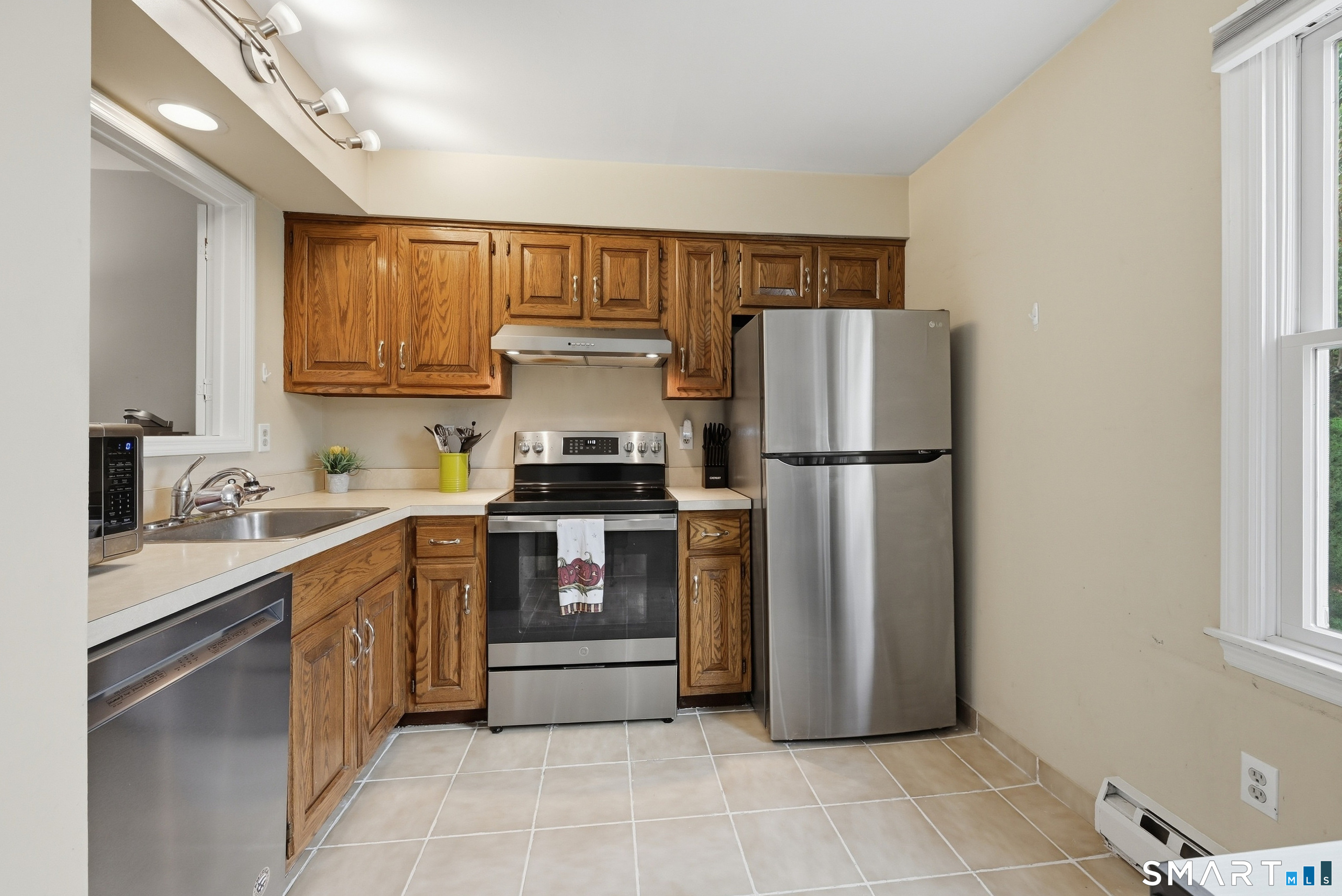 55 Mill Plain Road Danbury CT 06811