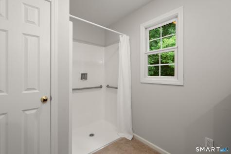 4 Reggie Way East Windsor CT 06016